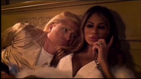 Trump MelaniaFootage Leaked of them in Bed