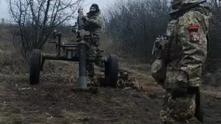 Ukrainian Mortar Team