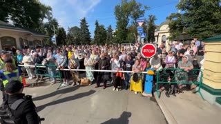 Ukrainian Police block Orthodox Christians for attending the Sunday Liturgy at Kiev Lavra monastery.