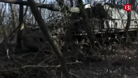 German-made howitzers struggling in Ukrainian mud