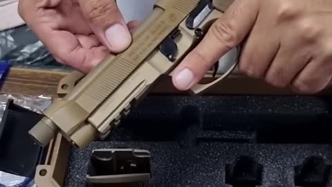 Beretta M9 A4 USA Made Quick unboxing