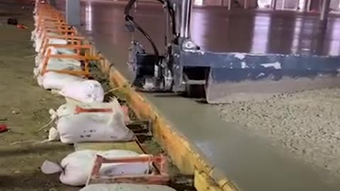 Making huge smooth concrete floors