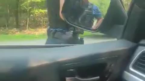 Woman debates West Milford NJ Police harassing her on Constitutional Law