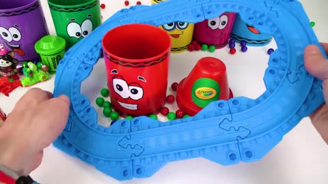 Best Toy Learning Video for Toddlers and Kids Learn Colors with Surprise Crayons!