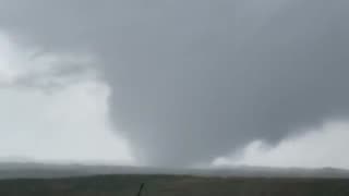 BREAKING 🚨 Incredible footage of massive tornado near Spalding, Nebraska.