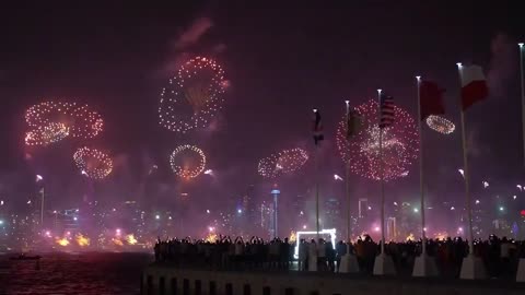 Fireworks light up Doha sky ahead of World Cup｜Qatar 2022