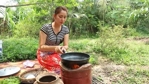 Cooking with Sros: Delicious Mussel Stir Fry with Young Green Pepper