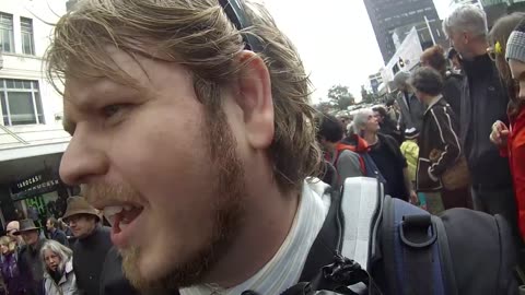 Hilarious TPPA Chants Vinny Eastwood, Auckland 2015