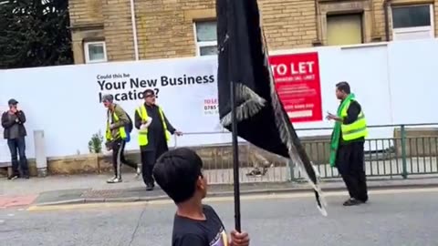 Black Isis flag shown in Uk