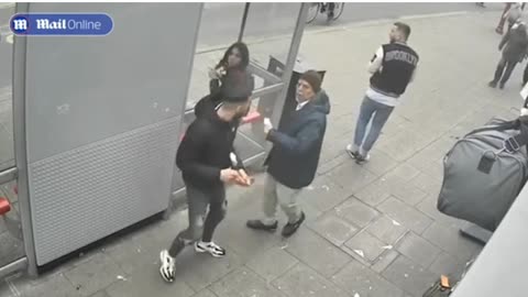 Sednior Citizen bravely fights off 2 "Thugs".