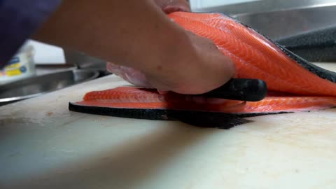 The fastest way to filet salmon