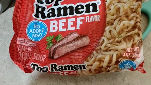 Eating Nissin Top Ramen Beef Flavor, Dbn, MI, 9/30/23