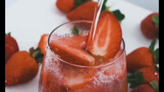 Making Strawberry Water with Fresh Strawberries