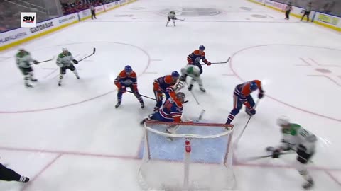 Connor McDavid helps with hockey assist