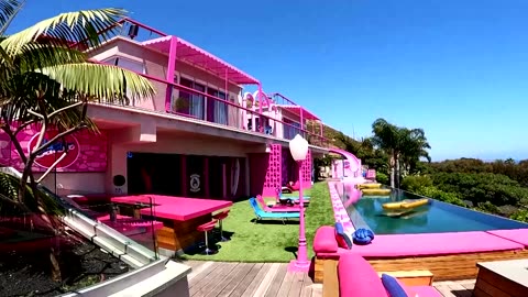 Life-sized Barbie dreamhouse opens in Malibu