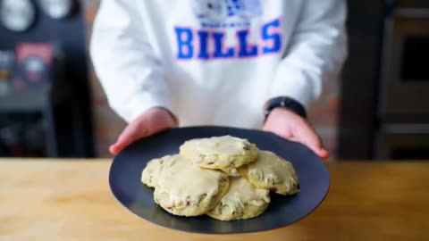 The Taylor Swift Cookie Recipe Meets Mama Kelce’s | Football Fusion