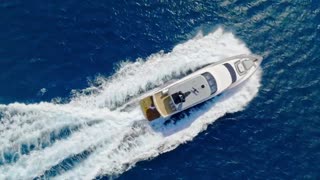 New Horizon E75 Skylounge Sports Yacht