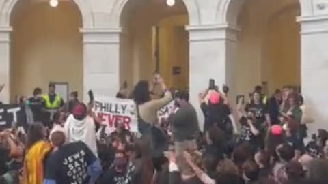 Screaming leftists shut down the Cannon Bldg Rotunda in the US Capitol demanding ceasefire!
