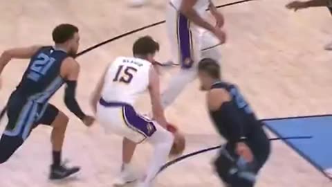 Austin Reaves mic'd up Lakers win over the Grizzlies
