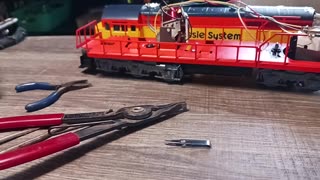 Post War Lionel 1980 Chessie Reverser Drum Replacement Tutorial