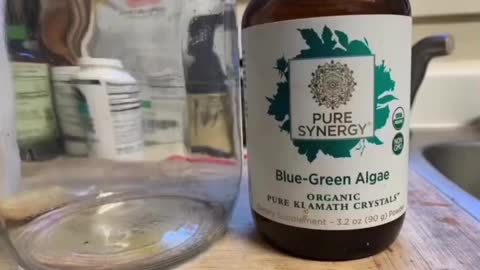 Klamath lake blue green algae superfood