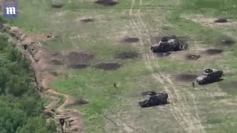Ukraine launch heavy assault on Russian troops with devastating tanks attacking enemy trenches