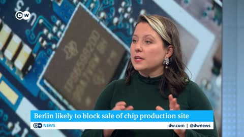 Why a German minister wants to block the sale of a chip factory | DW News
