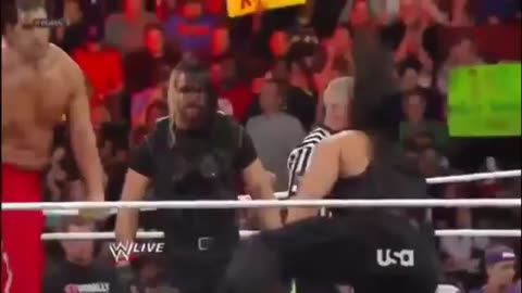 Roman Reigns powerbomb the khali