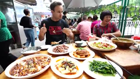 Mast EXTREME Chinese Street Food Tour of Chengdu, China - 10 Hour SPICY Street Food To...