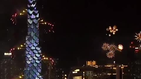 Dubai welcome 2021 with dazzling display