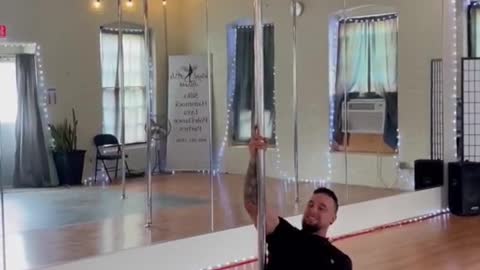 New trick I learned while trying pole fitness. What you guys think