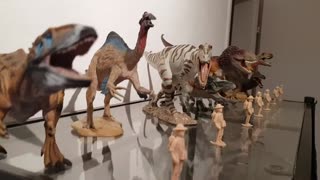 dinosaur models show 7