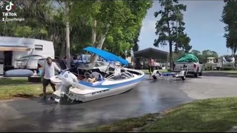 Funny boat ramp fail