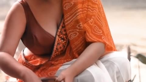 Bengali hot saree photoshoot new style short video