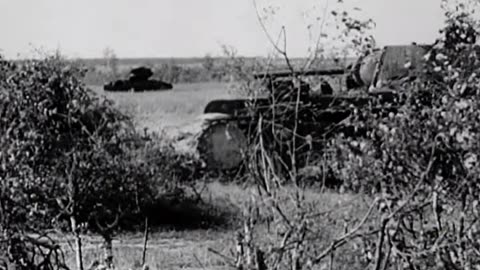 Young Pak 38 crew adds another kill ring to their barrel near knocked out Soviet Tanks in 1942