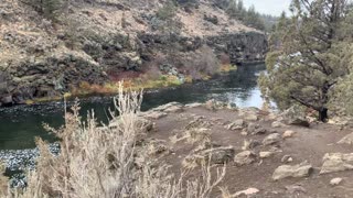 Central Oregon – Steelhead Falls – The Waterfall and Lazy River – 4K