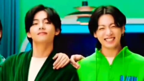 This Xylitol taekook always hits different😚💜💚🌈....babies glued together🤭