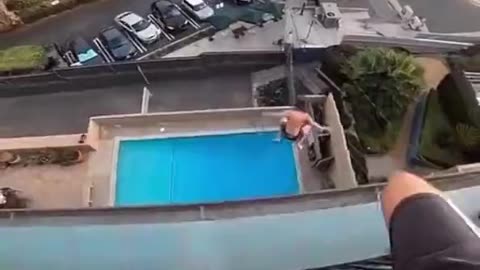 Dangerous 😳 jump from roof