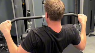 Lat pulldowns workout