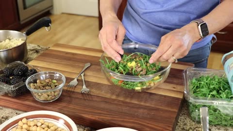Make A Quick Easy Quinoa Salad Bowl-