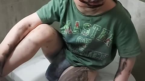 Little Kid Applies Mascara On His Body And Messes Up Bathroom