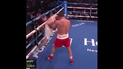 Canelo using the same move on different opponents!