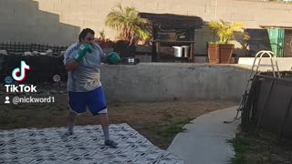 Muay Thai Warm Up 4 Minute Round Of Shadow Boxing!