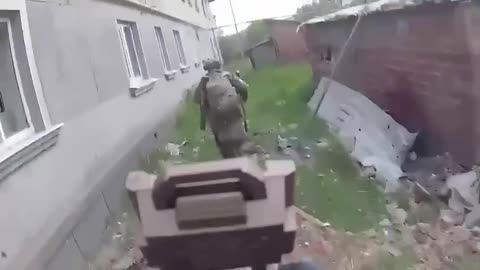 Video from the front line of Volchansk shot by the Ukrainian military