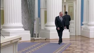 Biden unveils harsh sanctions after Russian attack