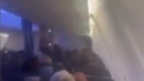 Singapore Airlines encountered severe turbulence