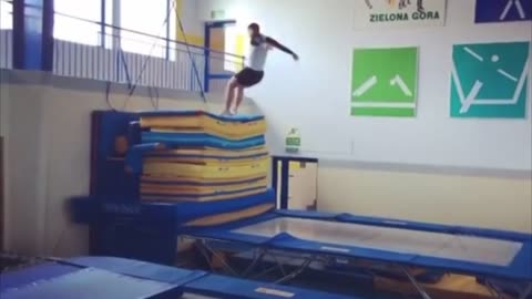 Guy Couldn’t Hold Onto Trampoline Wall While Rehearsing a New Trick