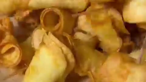 Super simple potato chips