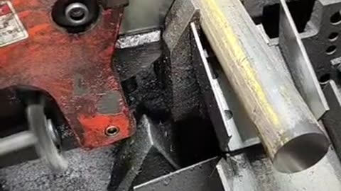 Precision Cuts with the Automatic Steel Bar Saw ? #circularsaw# metalsaw