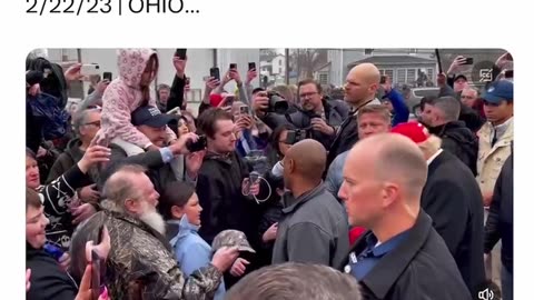 President Trump truly cares about the people and he is so loved! He’s autographing MAGA hats with 47 on the side